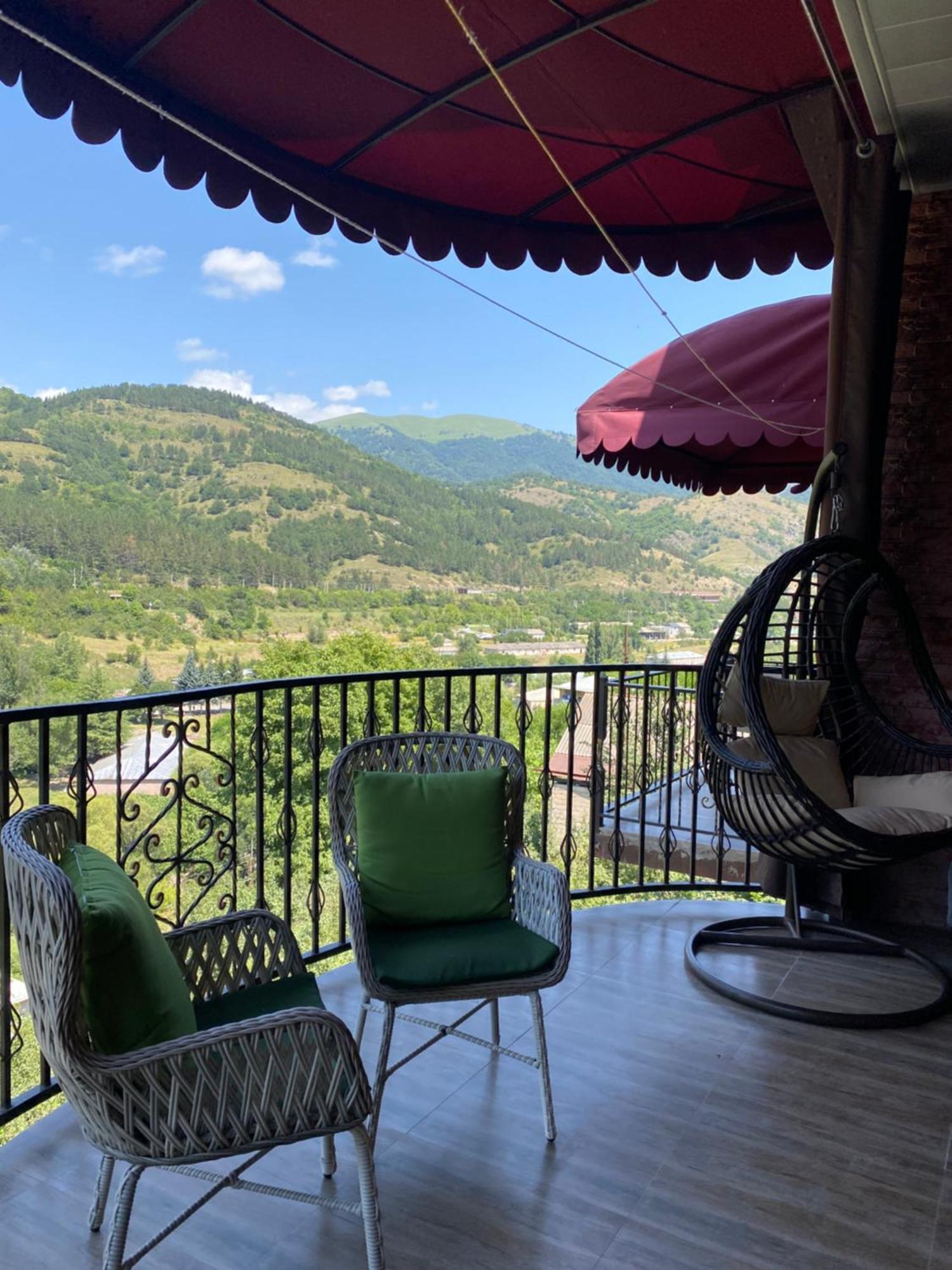 Dom Adonis Dilijan Exterior foto